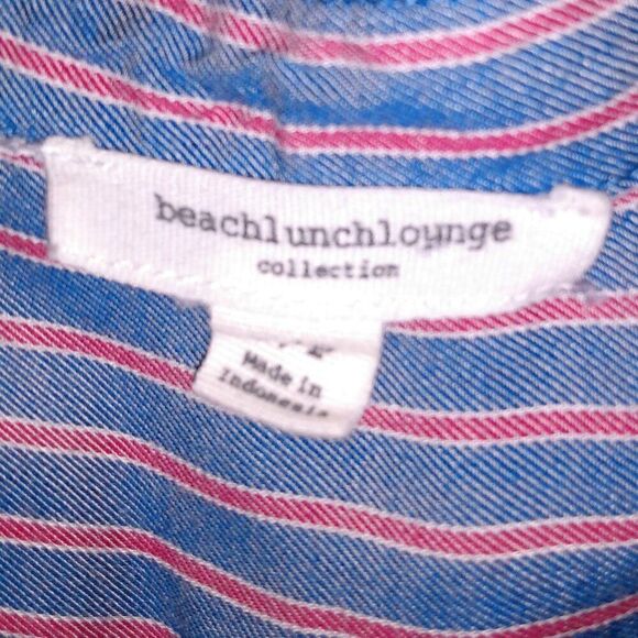 Bundle of 2 S Beach Lunch Lounge Tops - Picture 5 of 16
